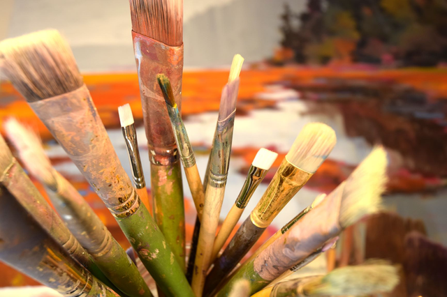 13 Best Acrylic Paint Brushes for Professionals & Artists in 2023