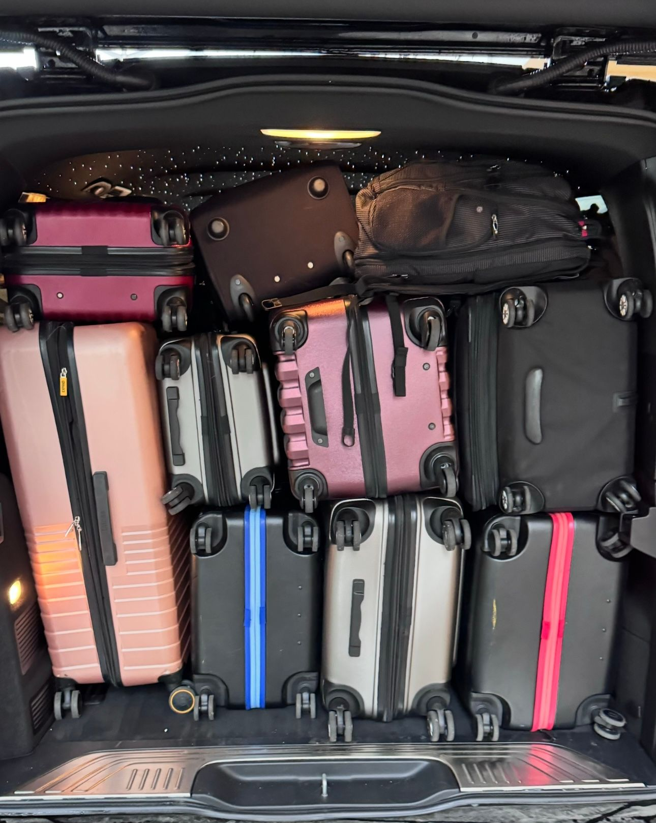 Airport shuttle / Luggage
Station shuttle
Navette aéroport / Gares
Transferts