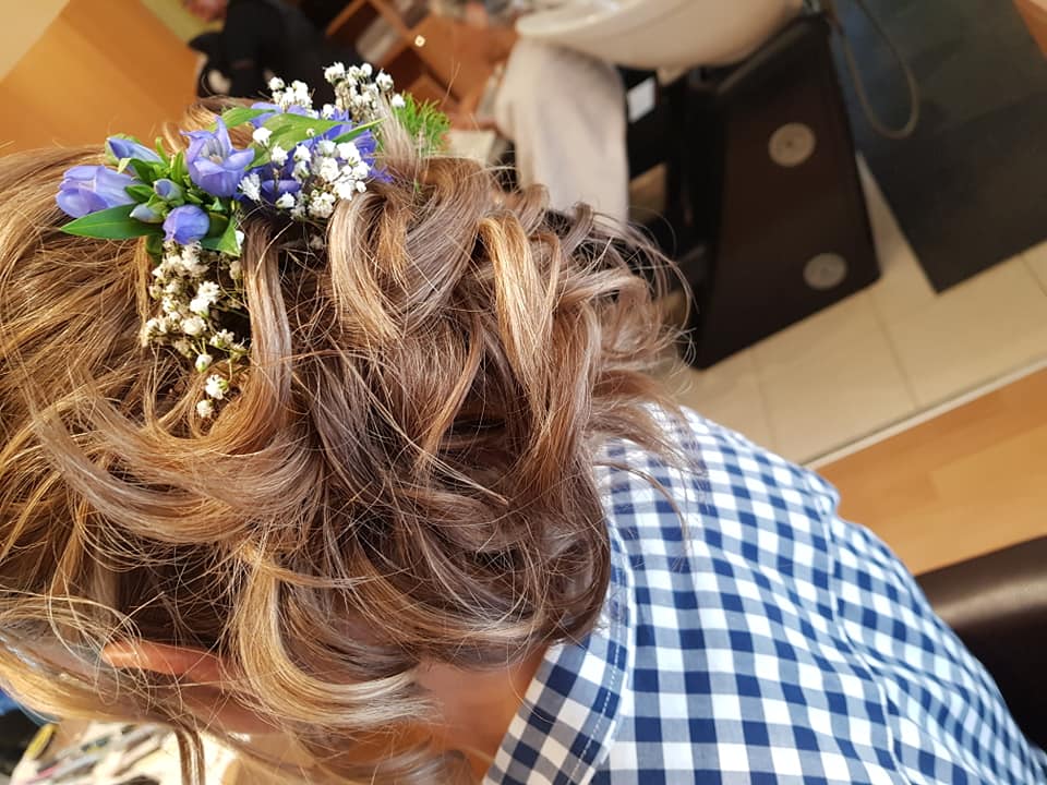 Prova acconcitura da sposa al salone