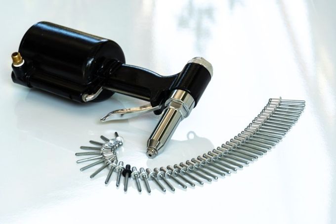 Rivet gun installation
