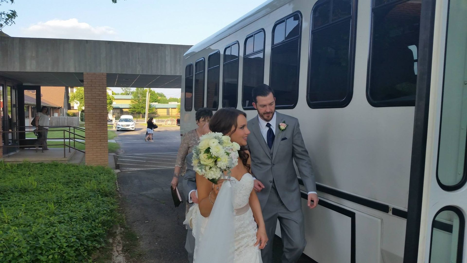918 Shuttle on-site at a public event