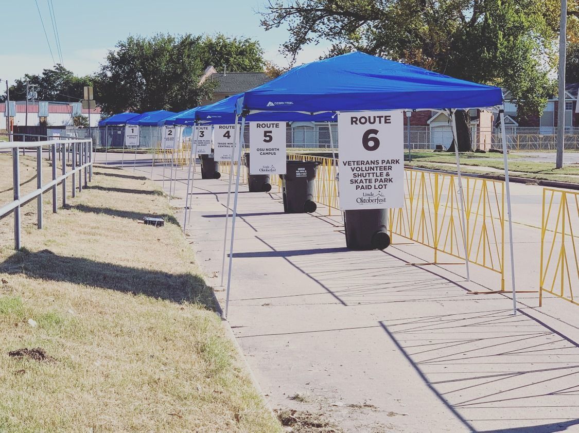 Crowd near shuttle staging area