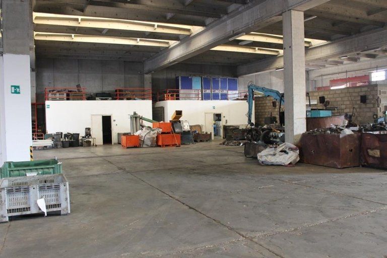 Magazzino stoccaggio materiali