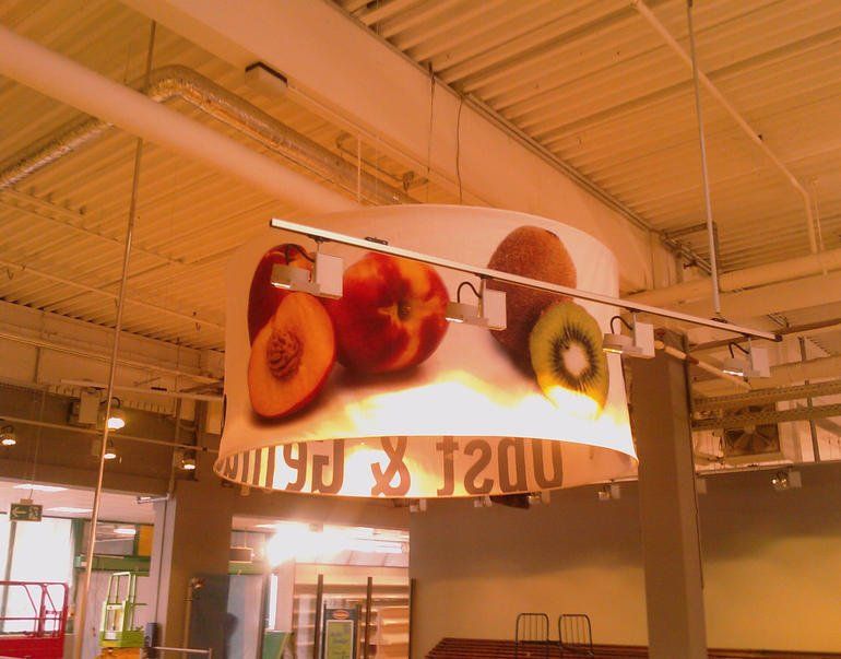 Lampenkap groeten en fruit supermarkt