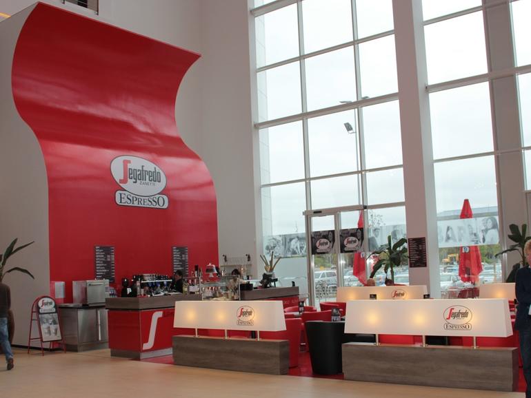 Lampenkappen voor koffie corner in shop