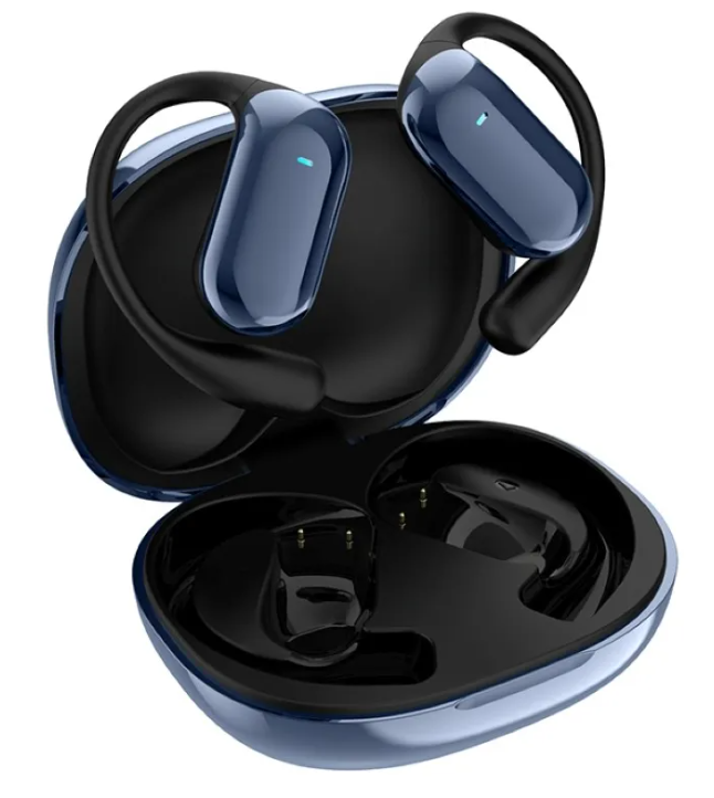 Auriculares azul oscuro con ganchos para la oreja y estuche de carga.