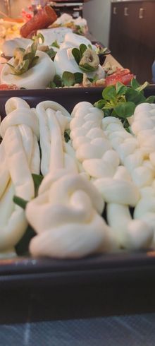 treccia di mozzarella