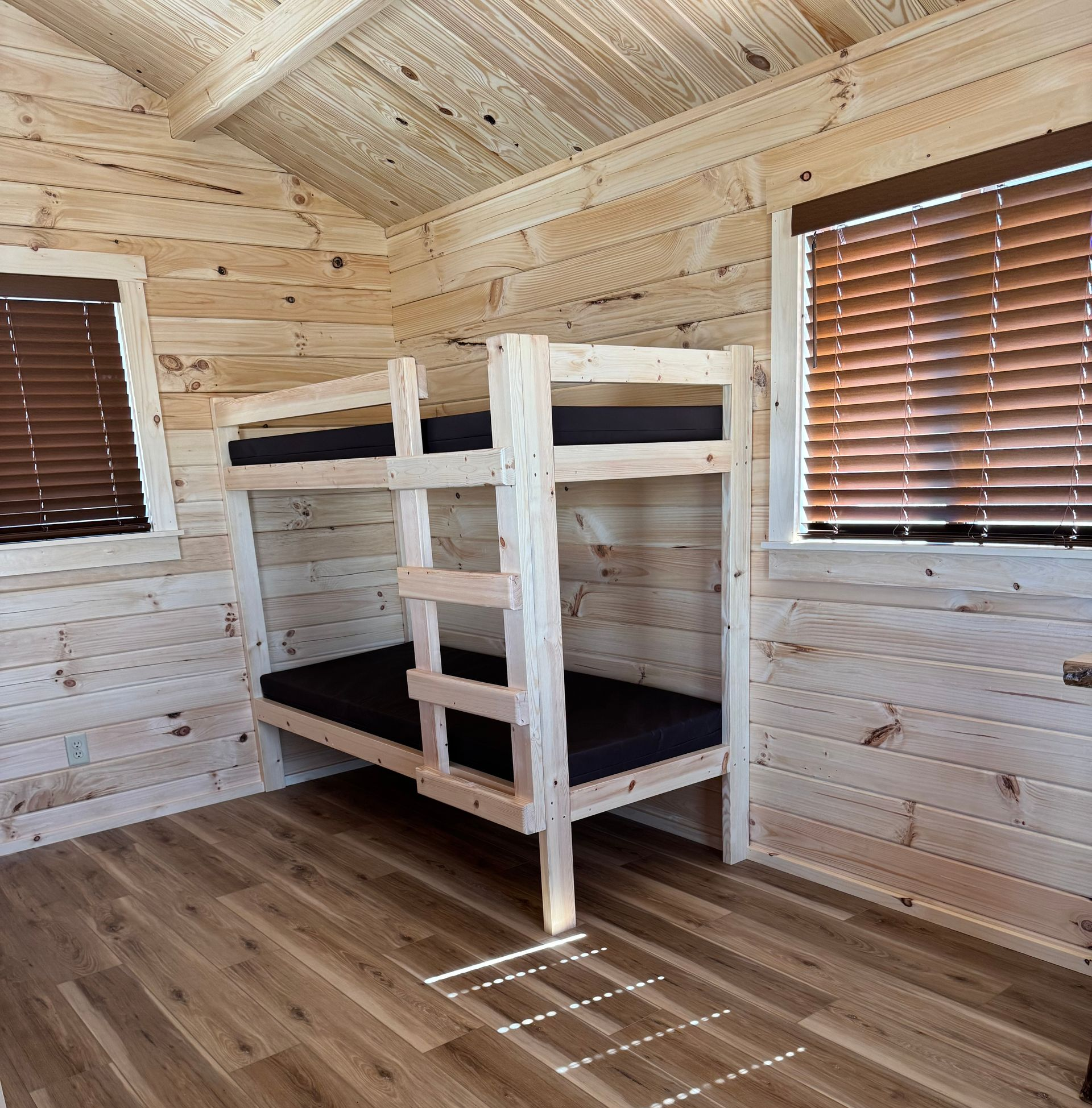 Zion Vacation Village Adventure cabin bunk beds