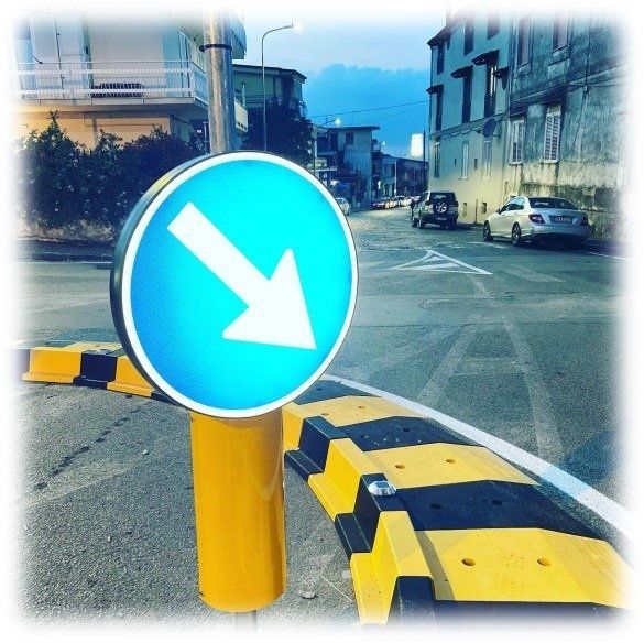 Segnali stradali retroilluminati