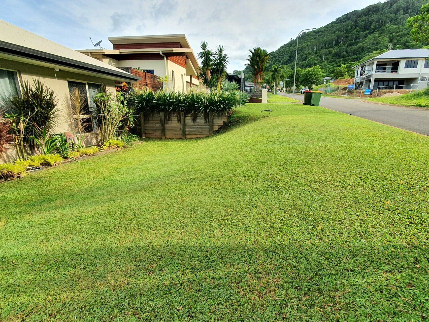 Fusion Landscaping Lawn Mowing Cairns