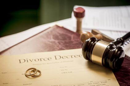 Gavel and Divorce paper — Divorce form in Las Vegas, NV