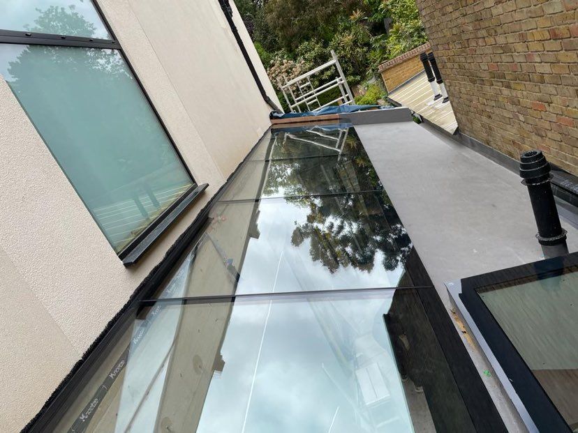 Multi Panelled large frameless glass roof