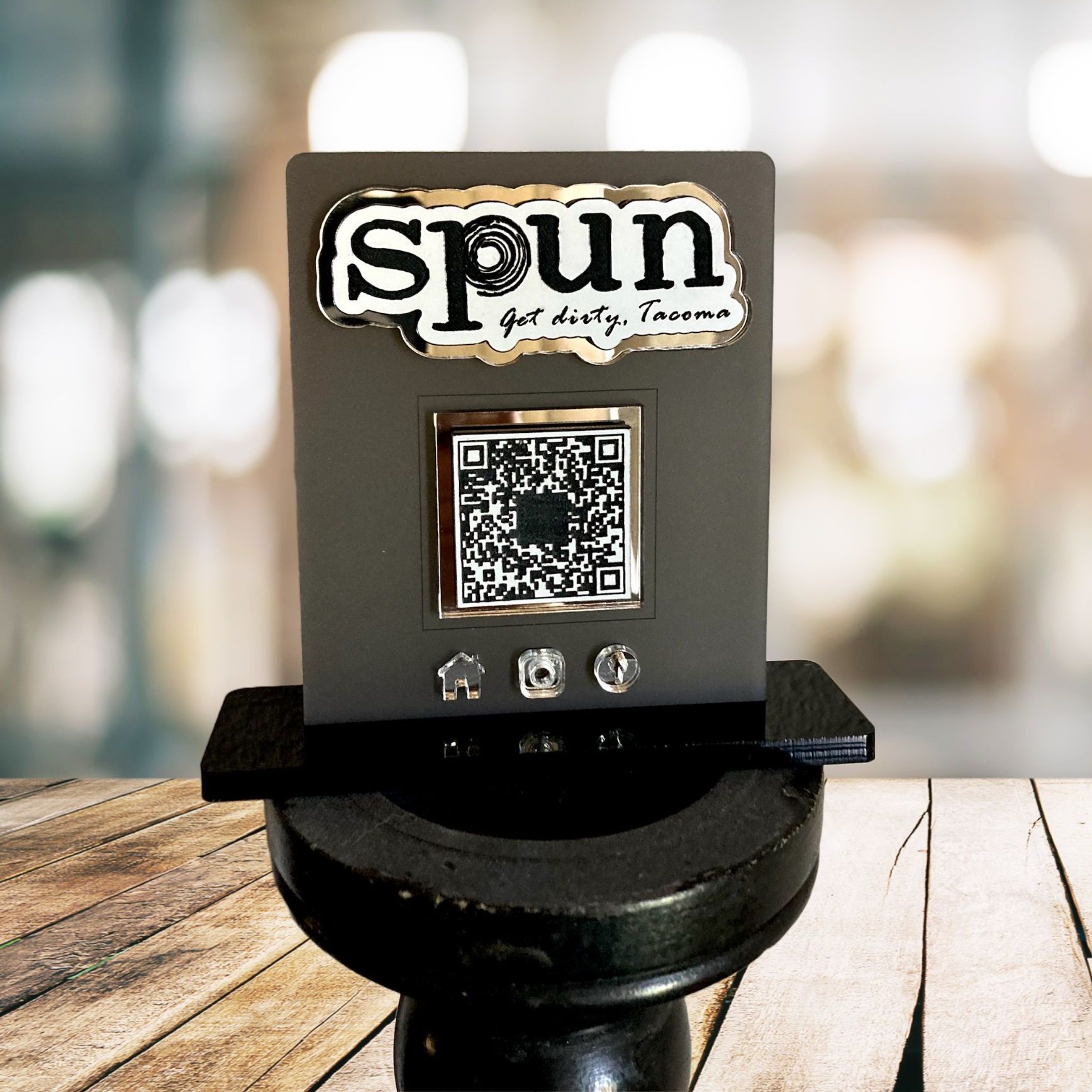 A sign that says ' spun get dirty income ' on it