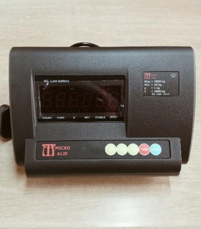 A black device that says micro a13f on it