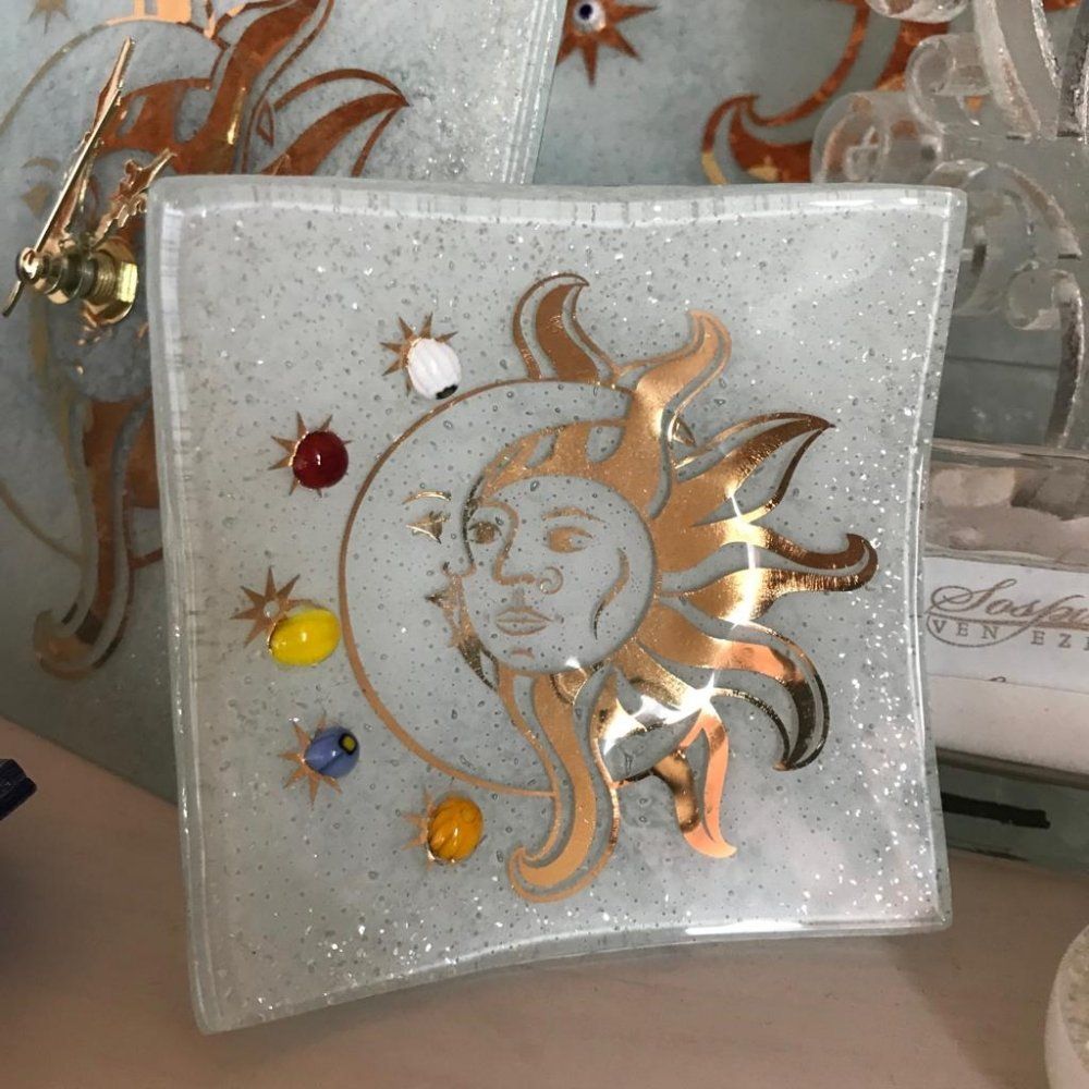 piattino vassoio con sole e luna in vetro artistico murrine e foglia d'oro