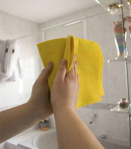 Mirror Cleaning in Buffalo, NY | Clearview Maintenance Corp.