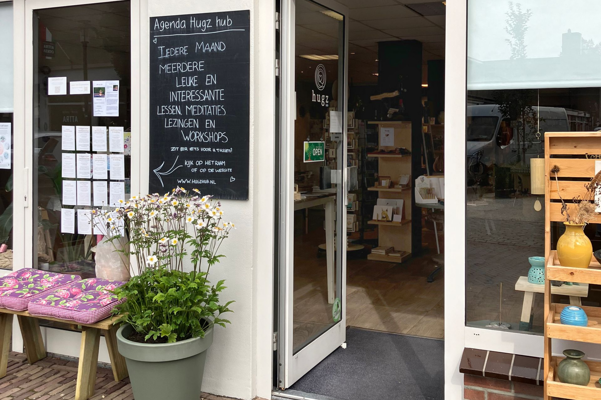 hugz winkel buitenkant