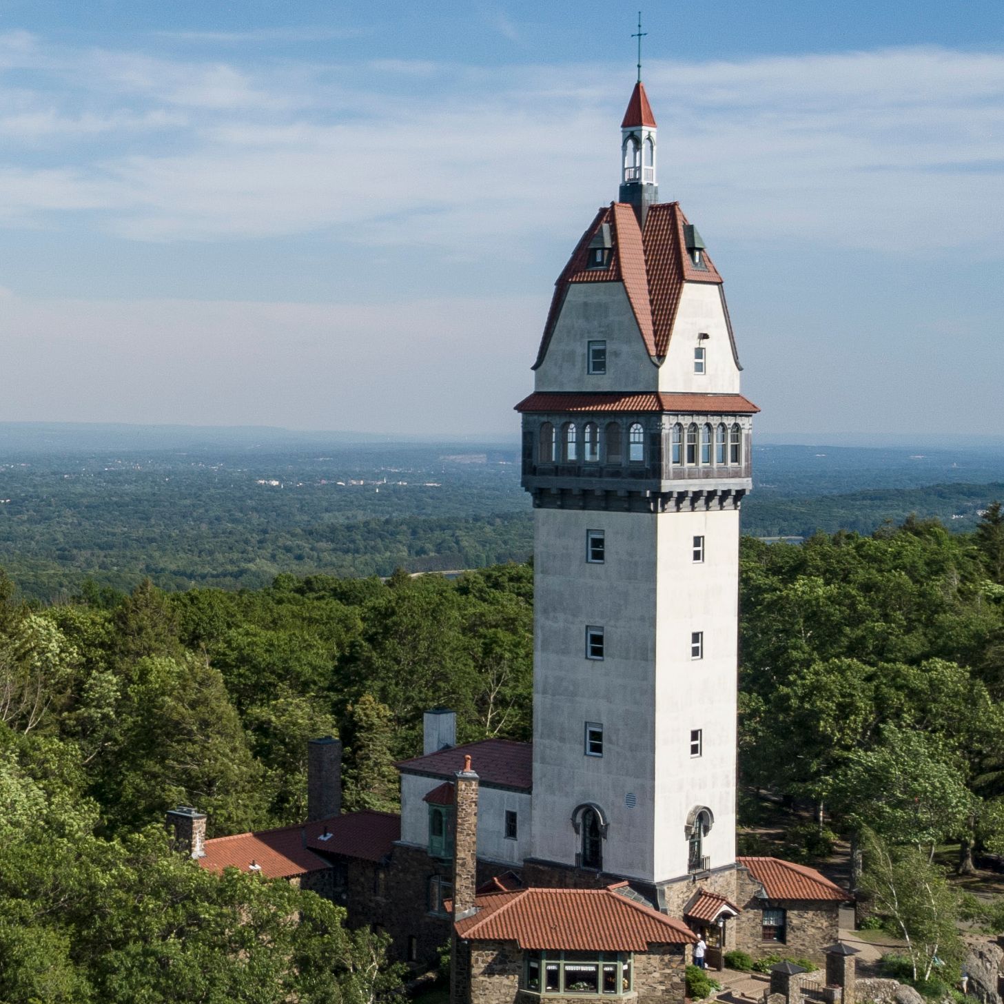 Heublein Tower in Simsbury, CT 