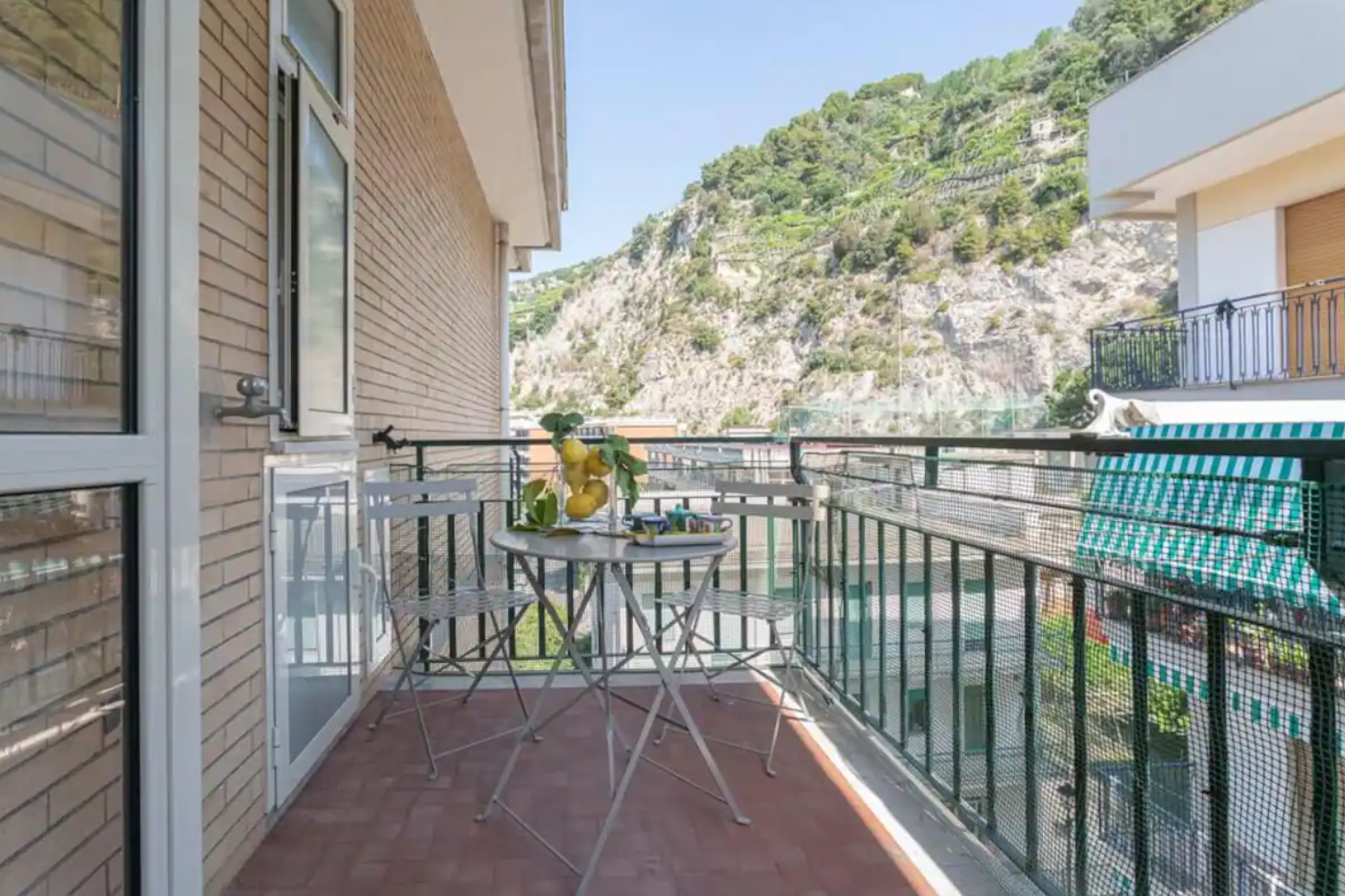 affordable airbnbs in maiori italy