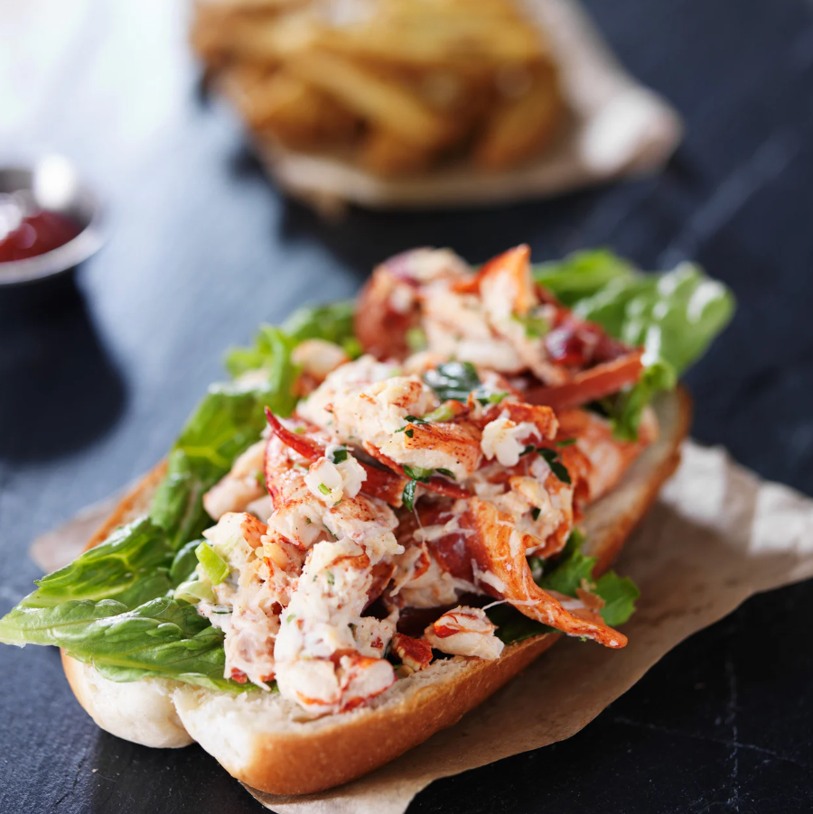cold lobster roll 
