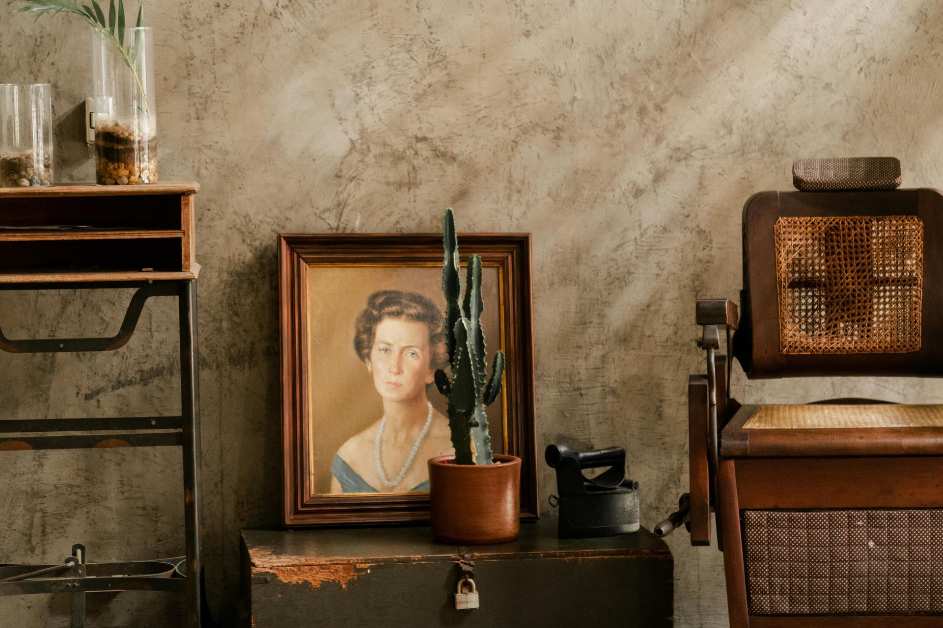 antiques