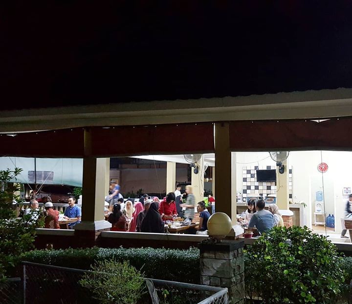 acara buka puasa bersama di clubhouse perumahan baru villa sierra vista palembang