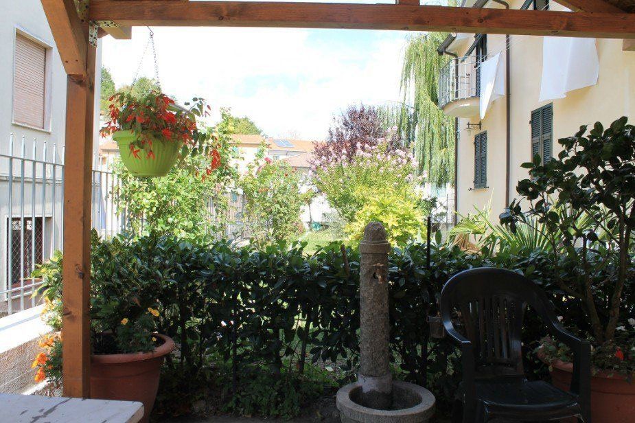 area verde della casa per anziani