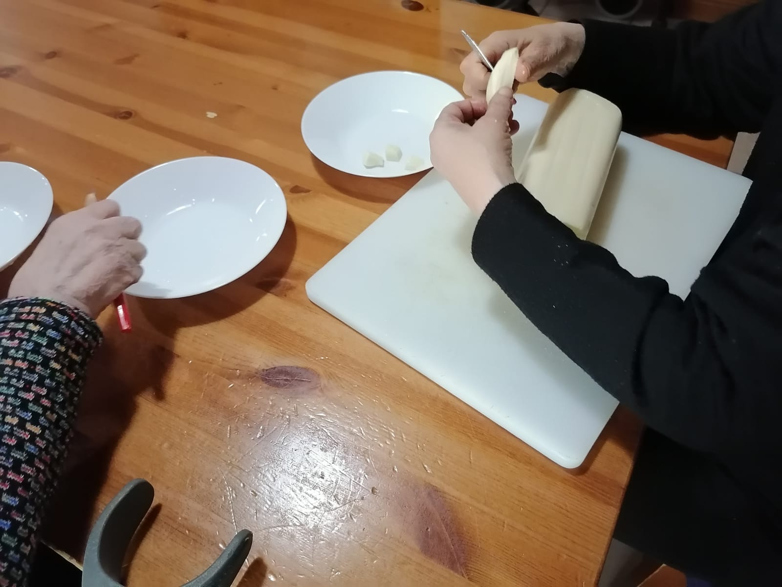 serata pizza presso la casa per anziani