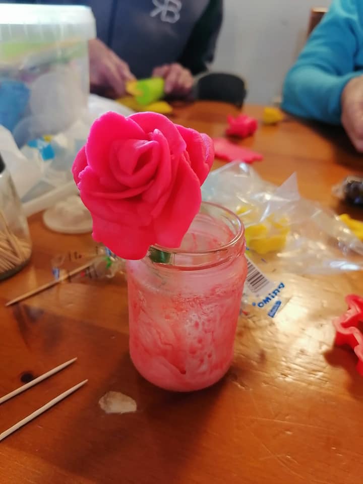 lavoretti realizzati dagli anziani della casa di riposo