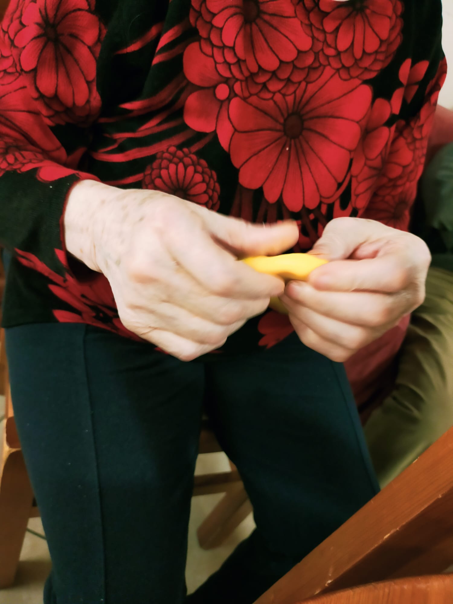 laboratorio con il pongo presso la casa di riposo