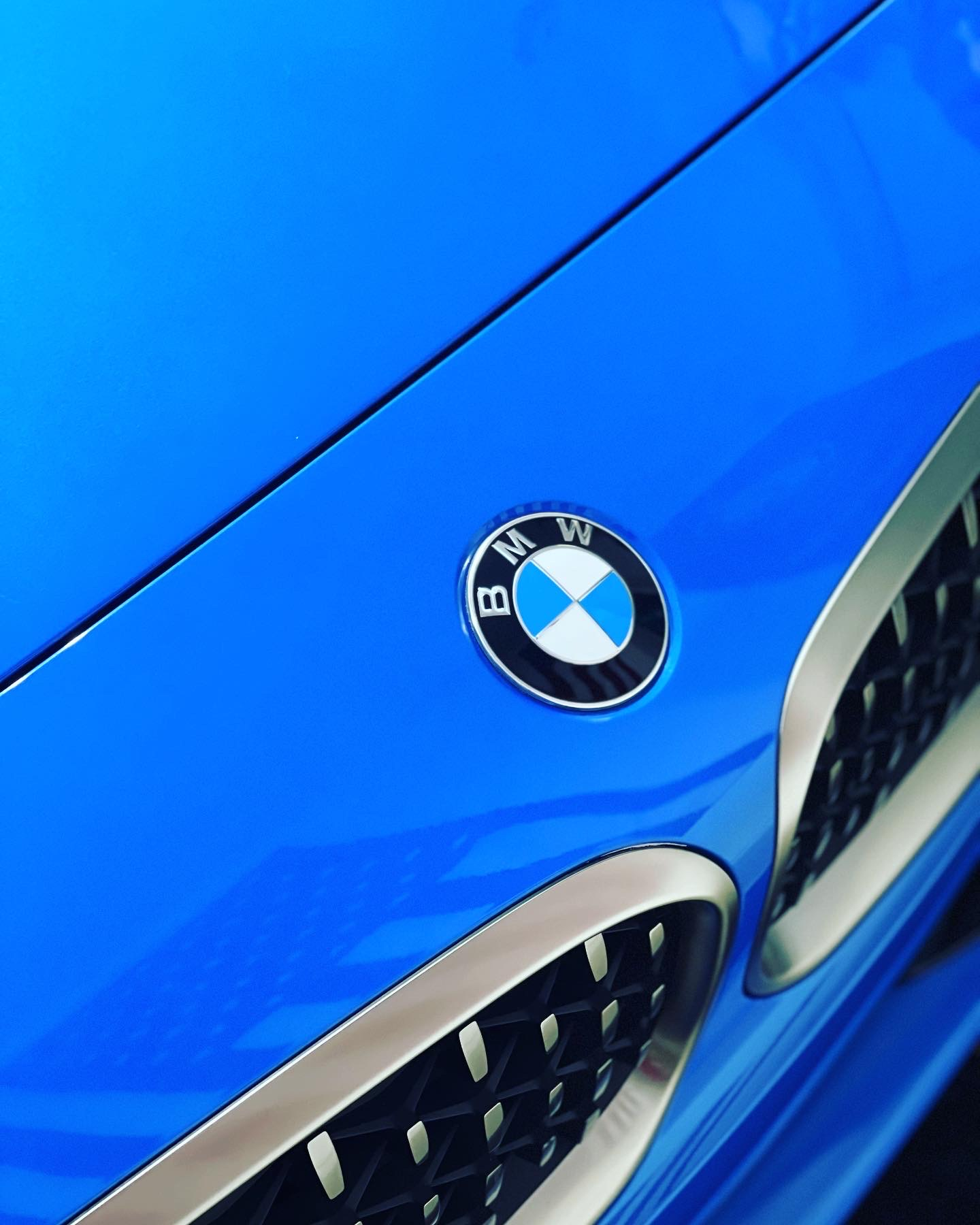 blue BMW car, paint correction, ceramic coating, swirl marks