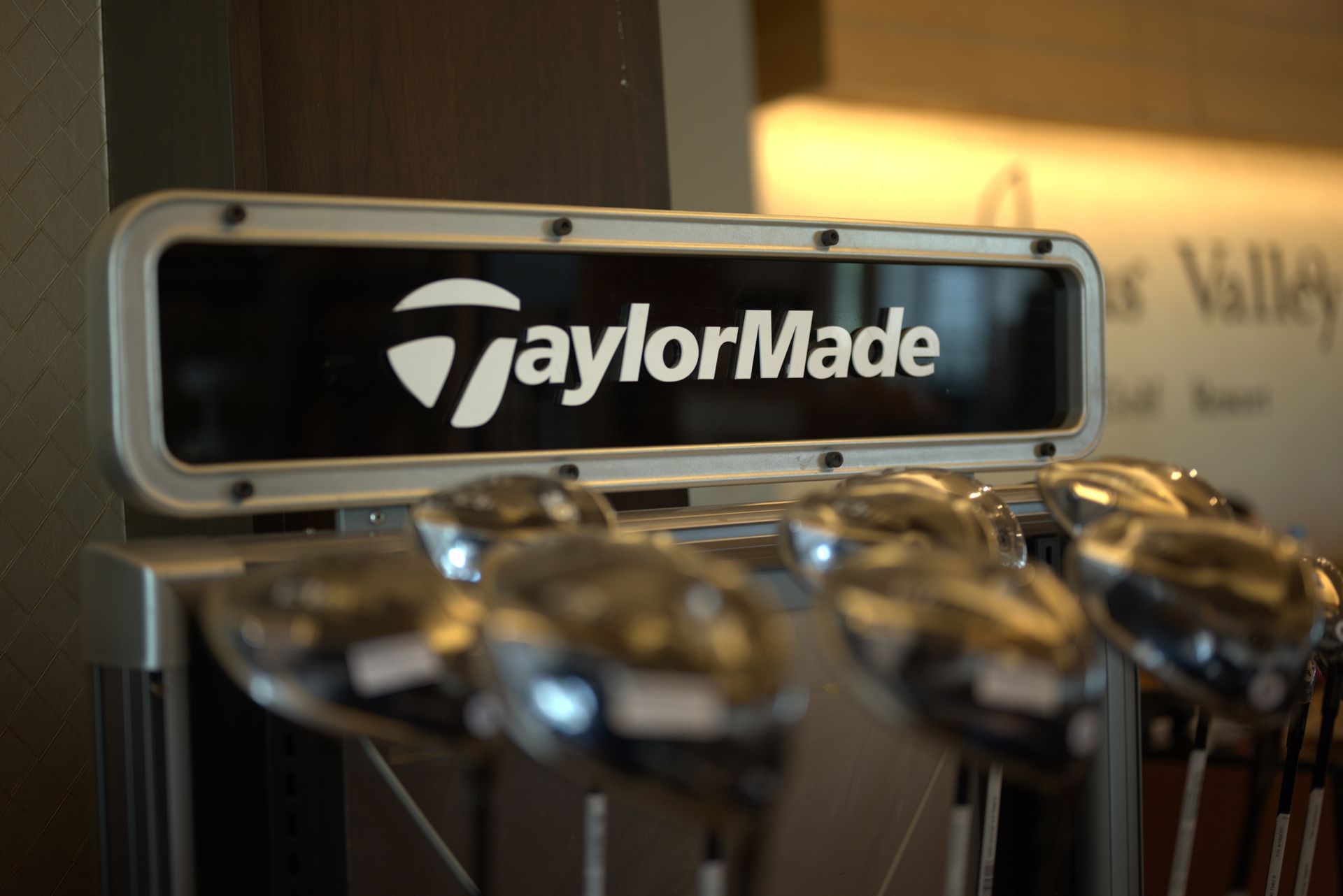 Pro Shop - Lotus Valley Golf Resort