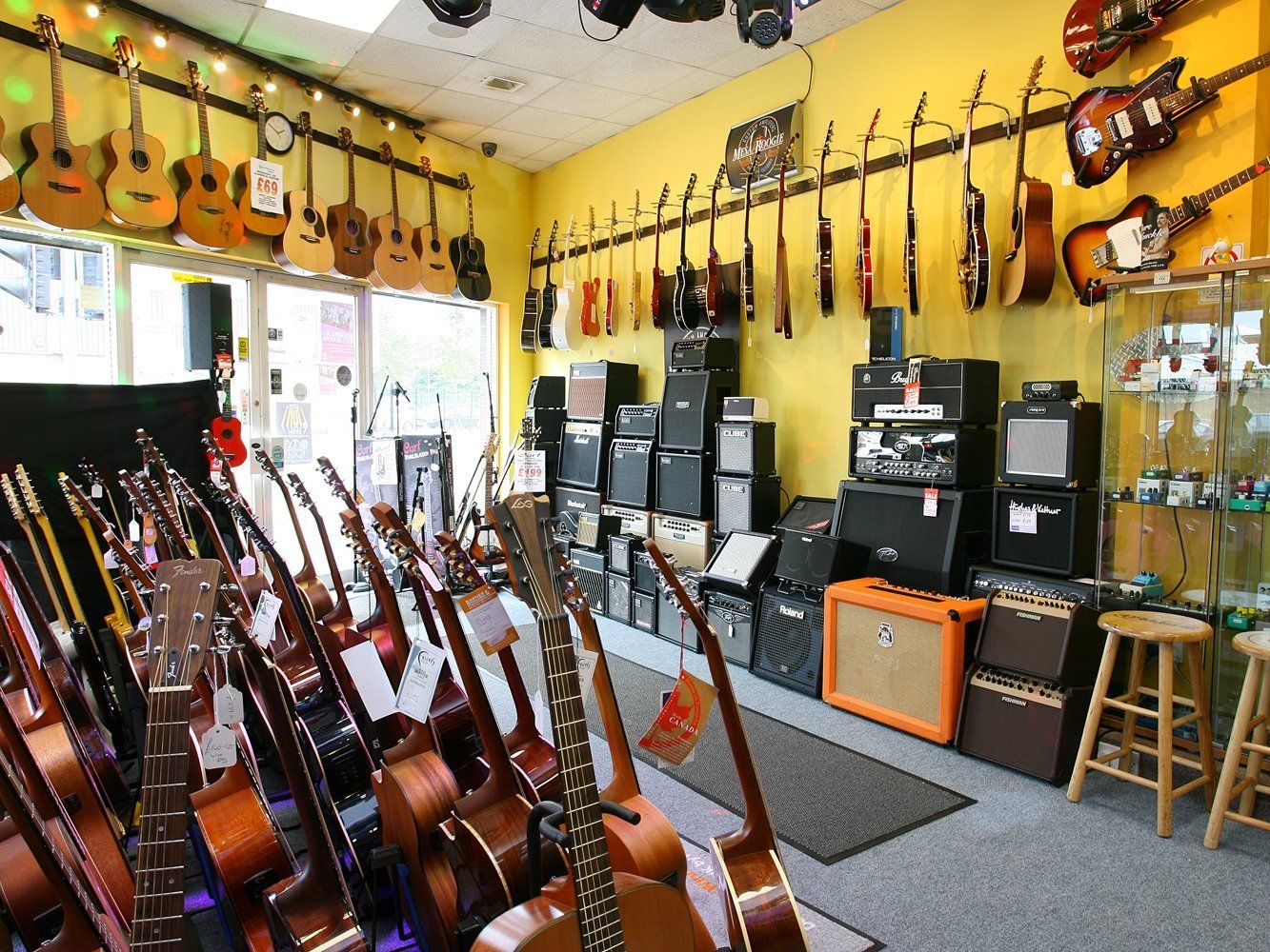Musical instrument shop in Belfast