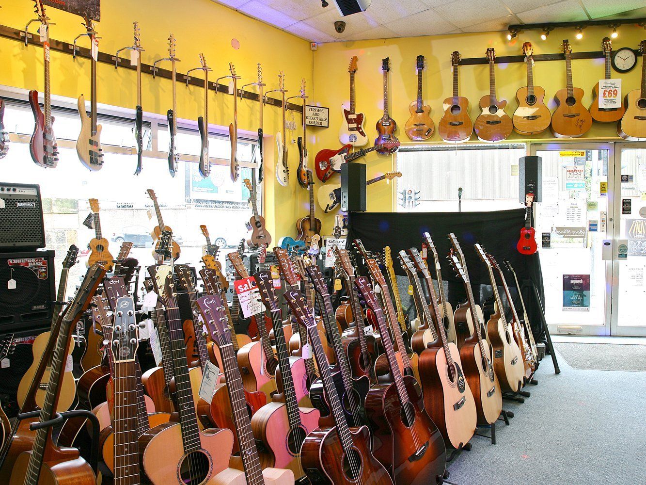 Musical instrument shop in Belfast