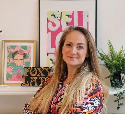 Portret van Marta in de saloneigenaar Marty Beauty Bar