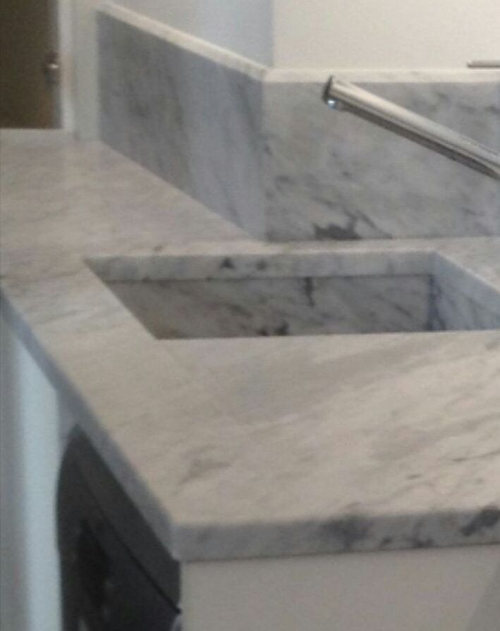 realizzazione lavabo in marmo