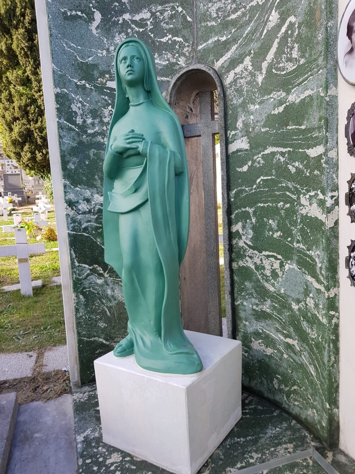 realizzazioni cimiteriali in marmo