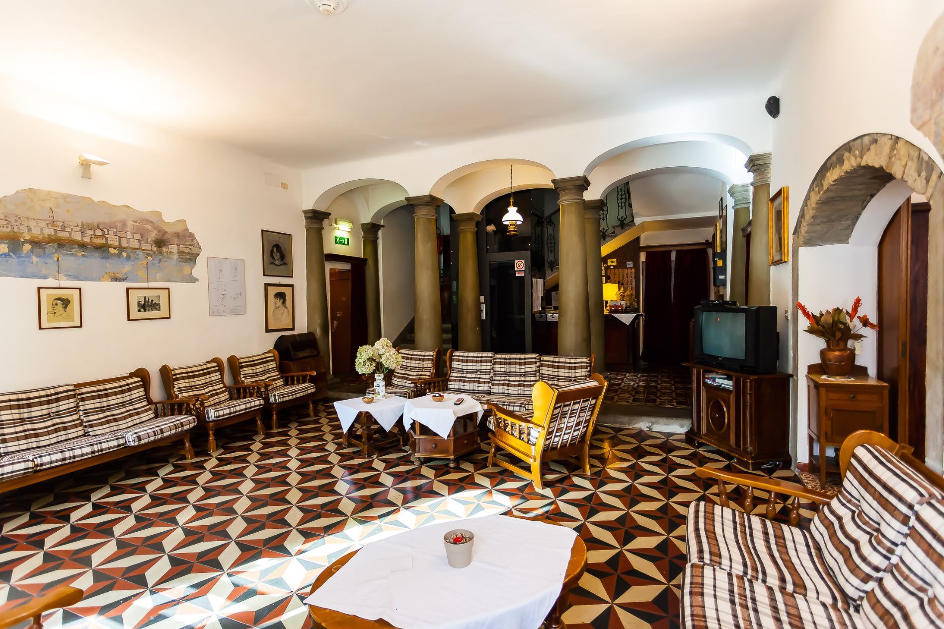 albergo con ristorante