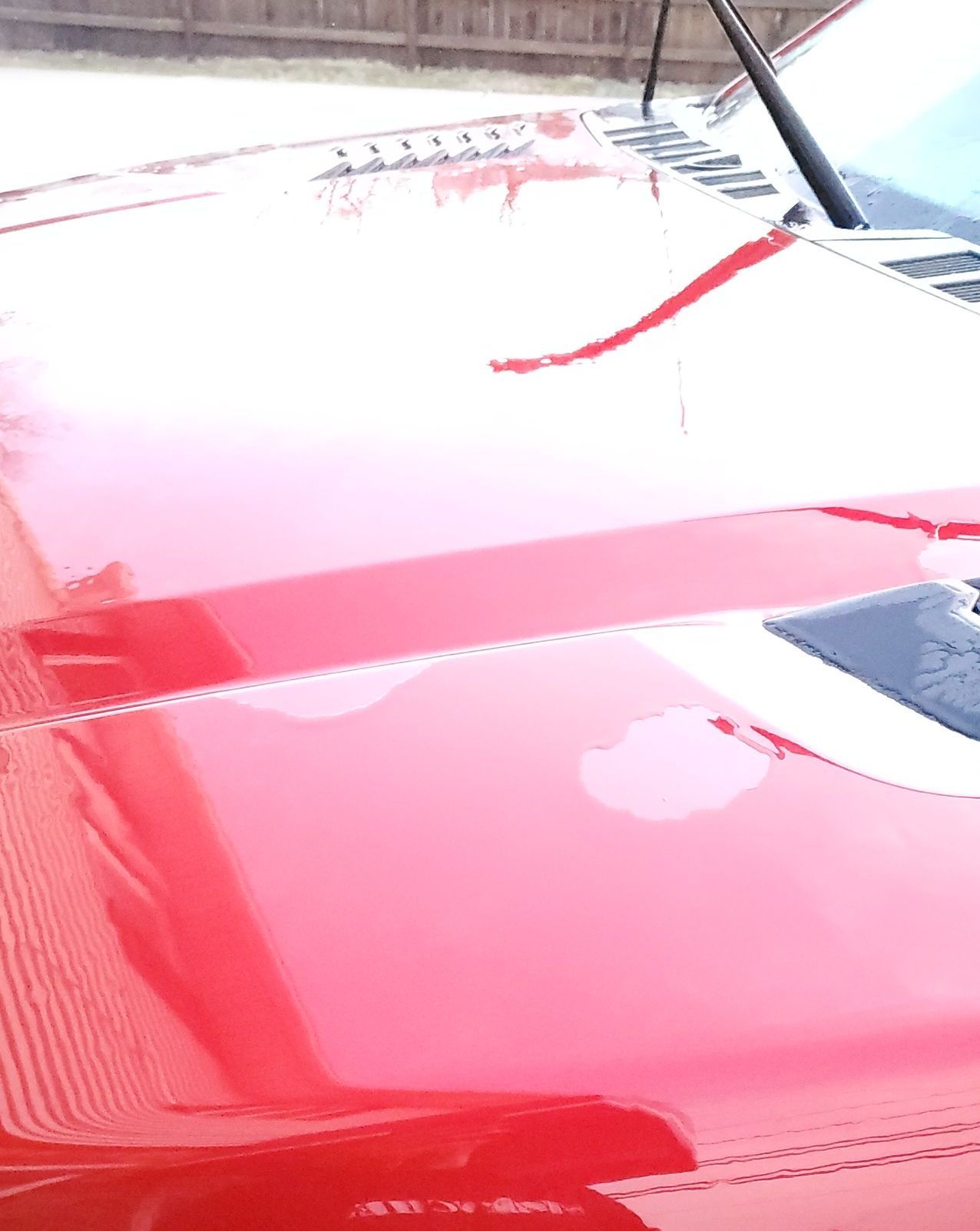 Water sheeting off of vehicle | Hydrophilic paint surface