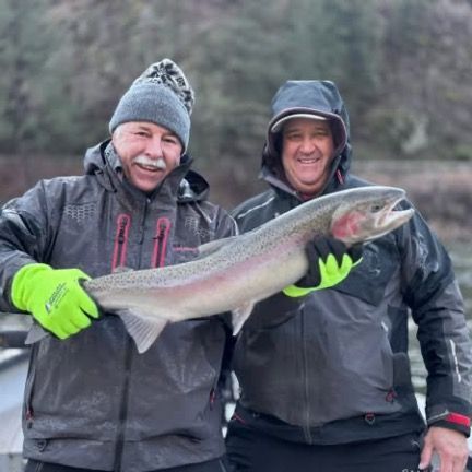 Giant Clearwater River Wild Steelhead, friends, day on the river