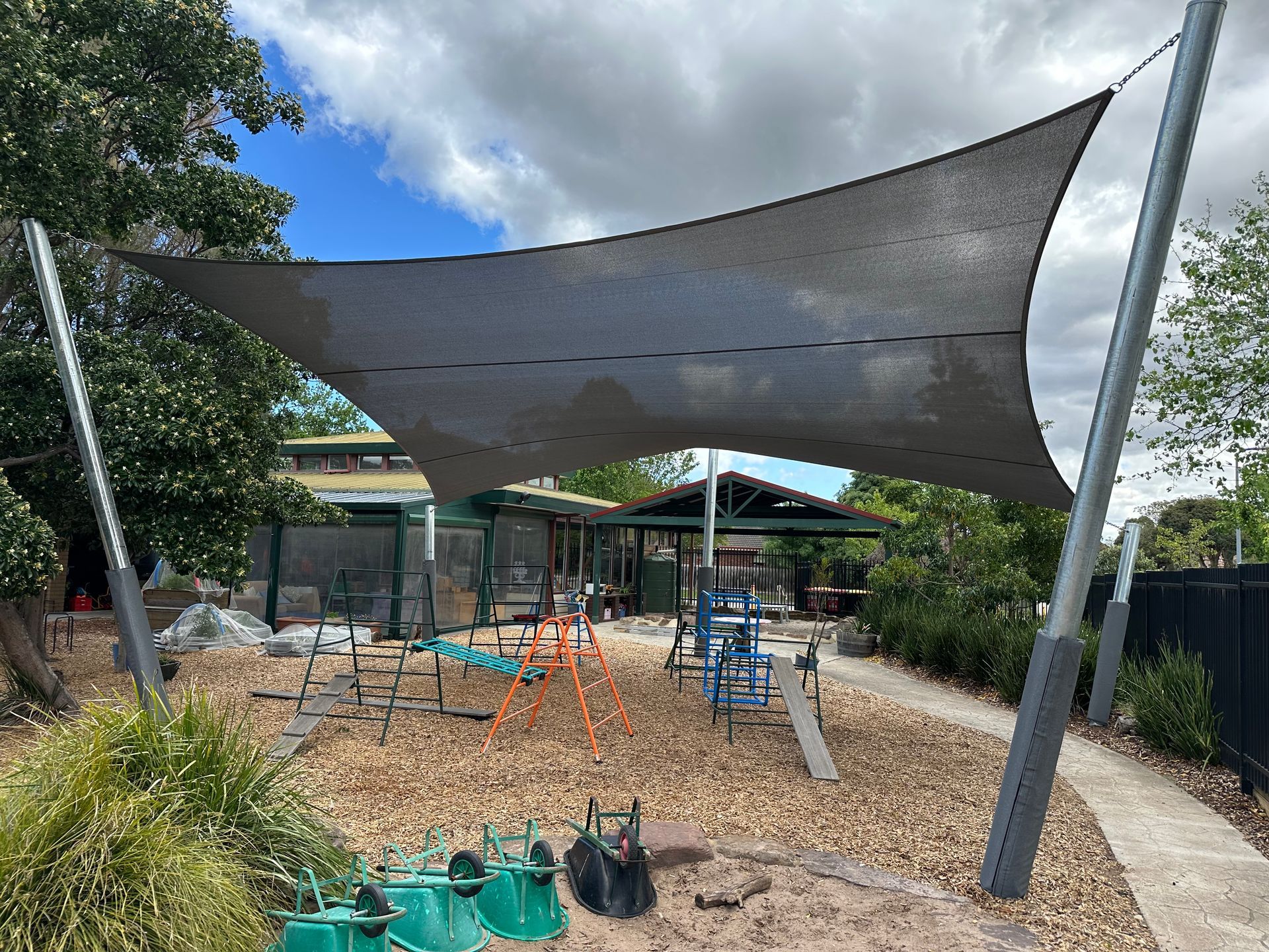 Large shade sail for shade over playground soft fall area at Berwick kindergarten, shade sails for schools, kindergartens, parks and councils, city of Casey installation