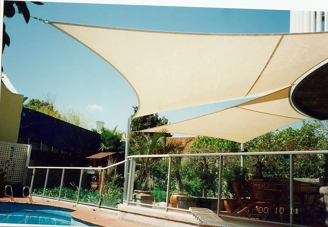 White Shades on Pool | Harkaway, VIC | Sundance Shade Structures PTY LTD 