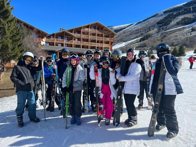 Year 8 & 9 Ski Trip