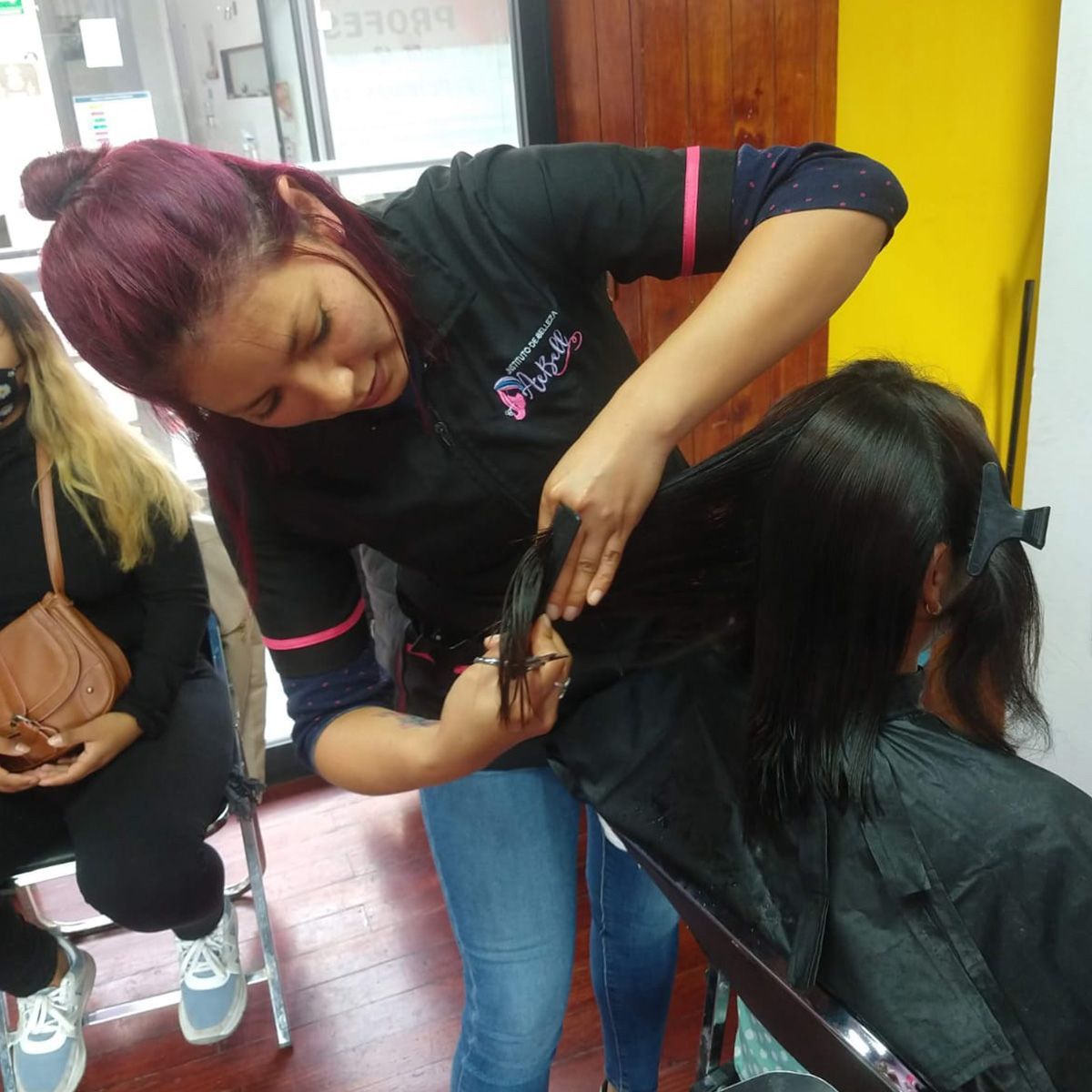 INSTITUTO DE BELLEZA ACBELL