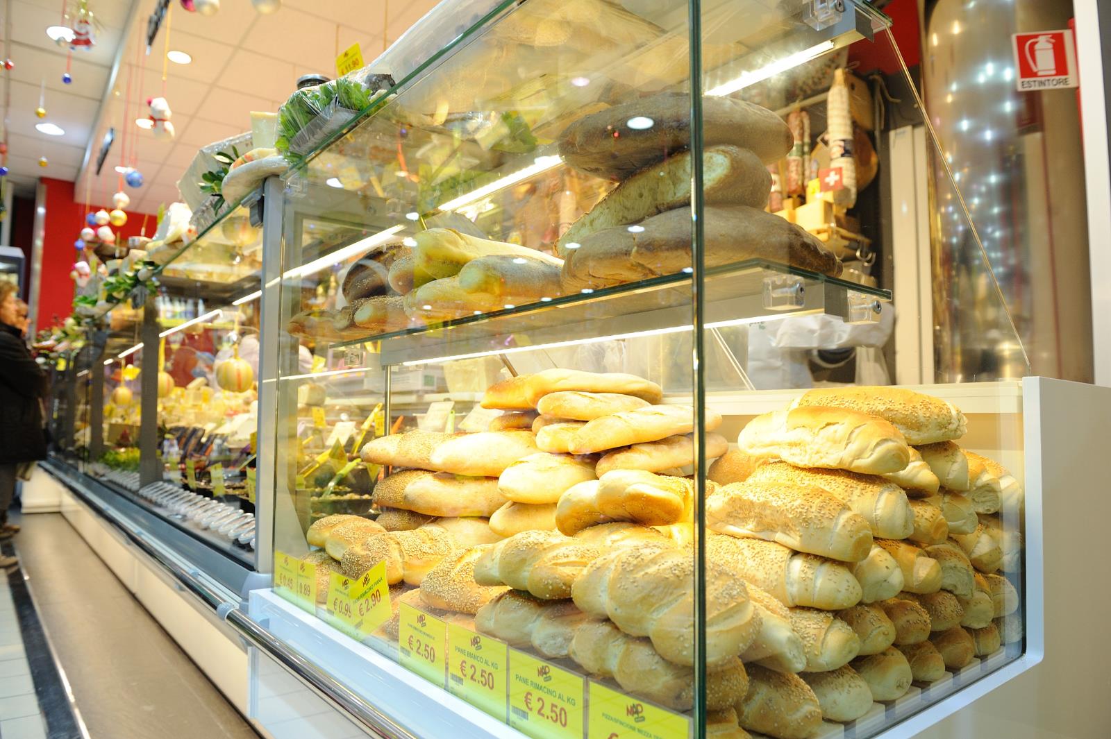 reparto di panetteria di un supermercato