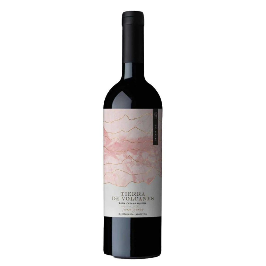 Botella de vino tinto con etiqueta rosa y dorada, titulada