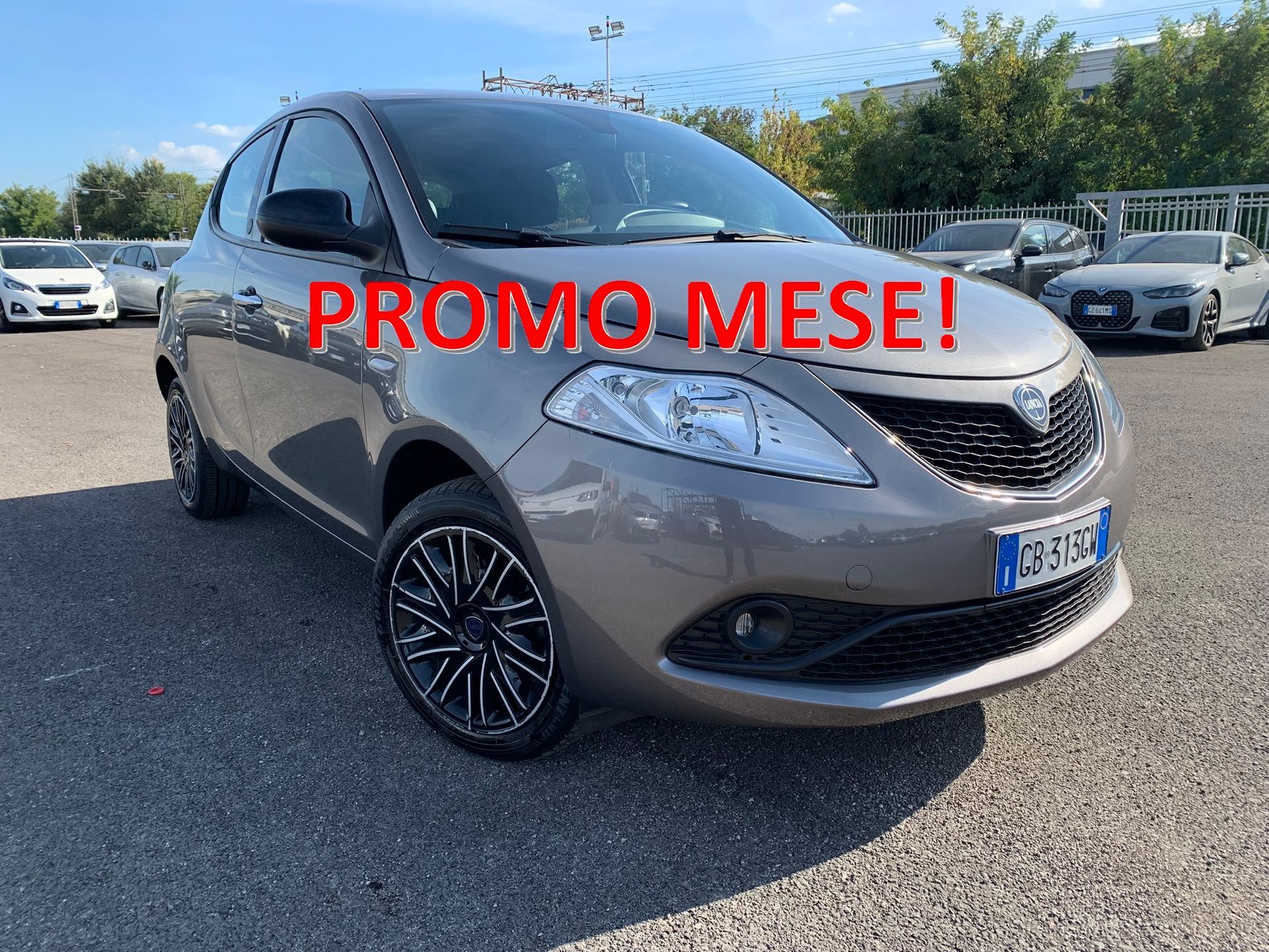 LANCIA YPSILON 1.0 70cv Firefly Hybrid S&S Gold