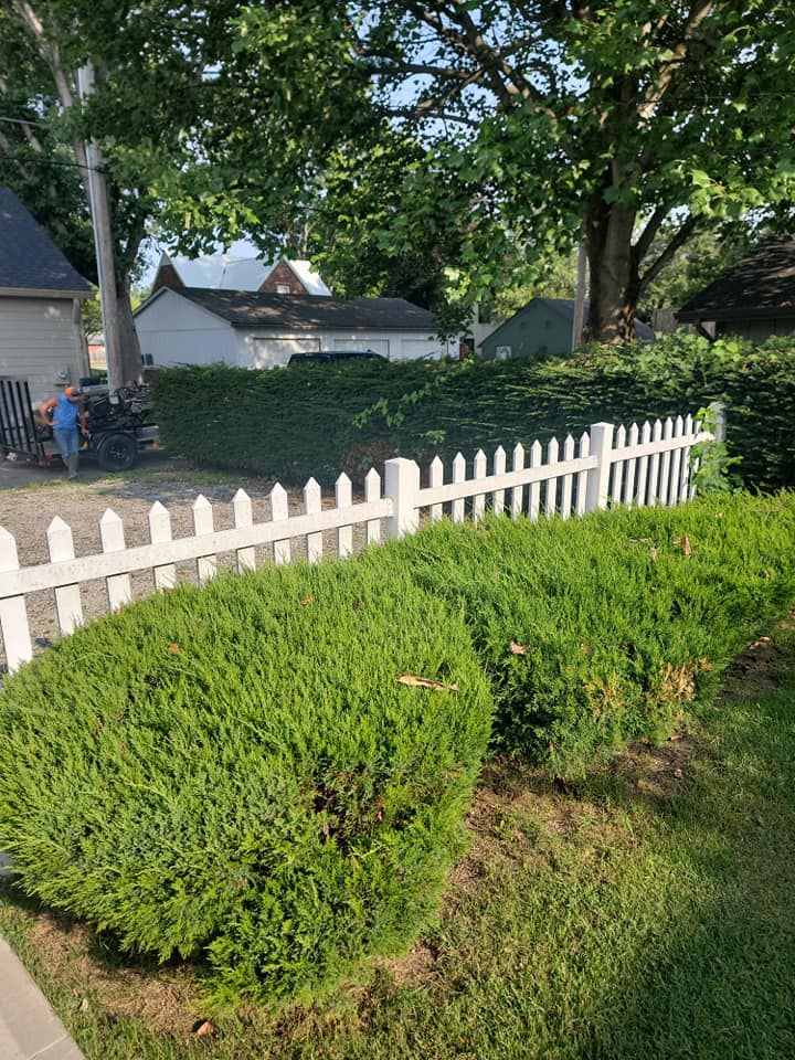 Lawn Care — North Vernon, IN — Mullins & Family Outdoor