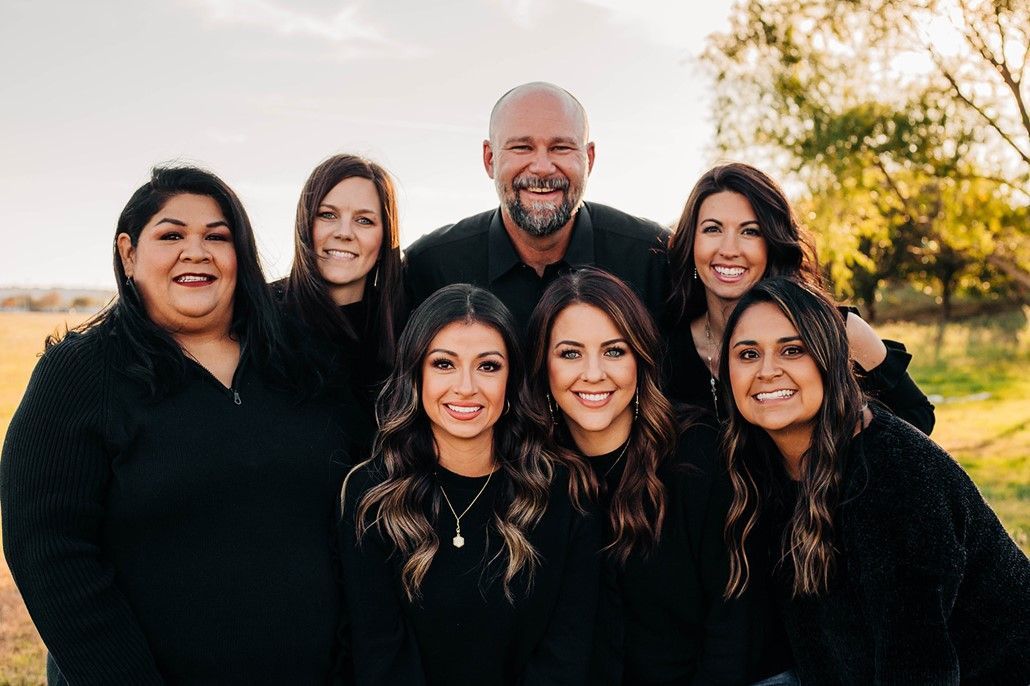 Six Ladies and a Man in a Photo | Midland, TX | Sam Sowders