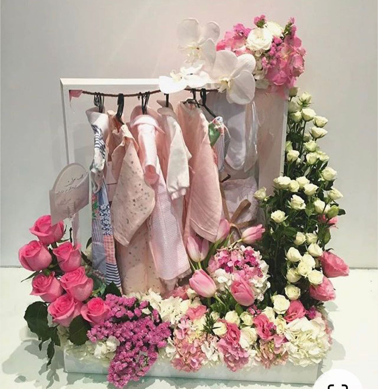 MANDALA ESTILO FLORAL - Arreglos Florales para Bebes